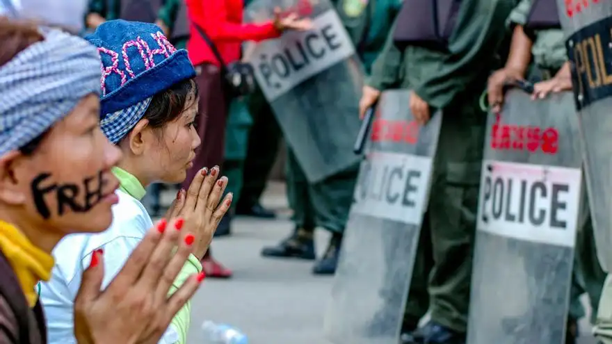  Activistas en Camboya sentenciados a 8 Años por supuesta conspiración contra el Gobierno